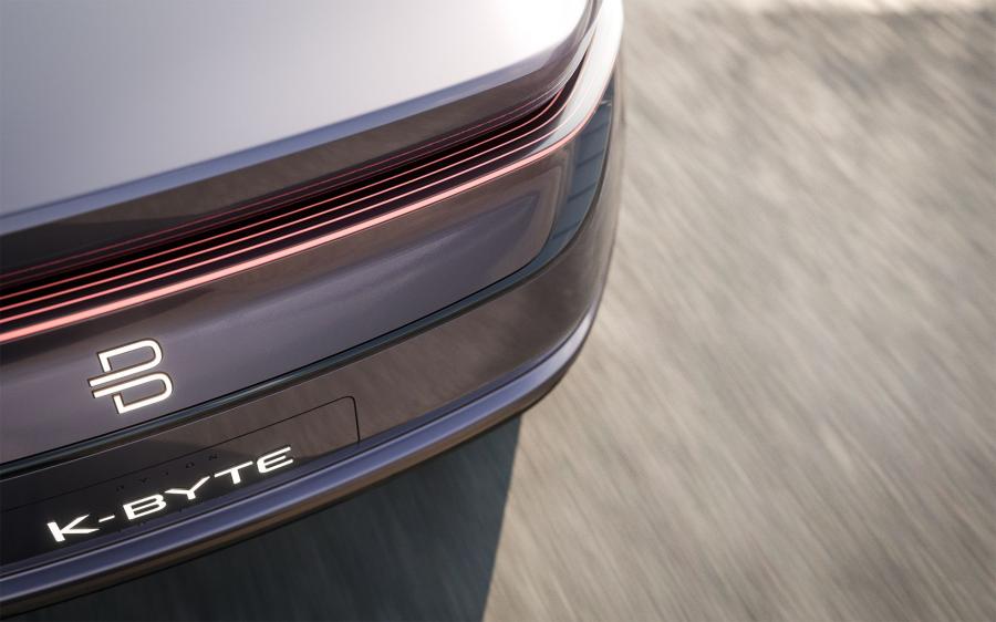 Логотип BYTON K-Byte Concept 2018 года  (фото 9 из 13)